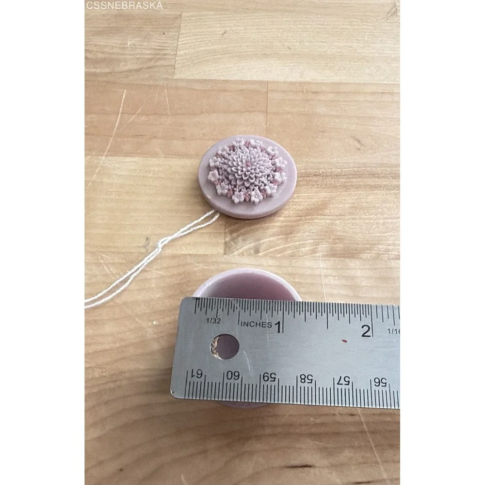 La Cache Small Round Pill Box Mauve Purple‎ Floral Textured Lid Trinket Jar